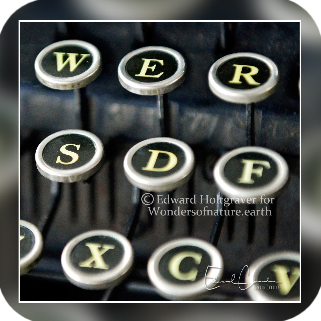 Typewriter 01